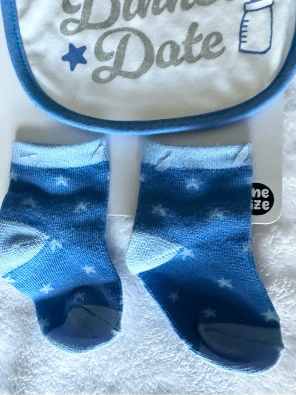 Blue 'Mommy's Dinner Date' Bib, Spoon & Socks Set